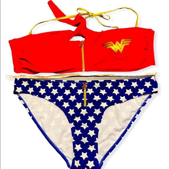 DC Swim New Wonder Woman 2 Piece Bikini Lxl Poshmark